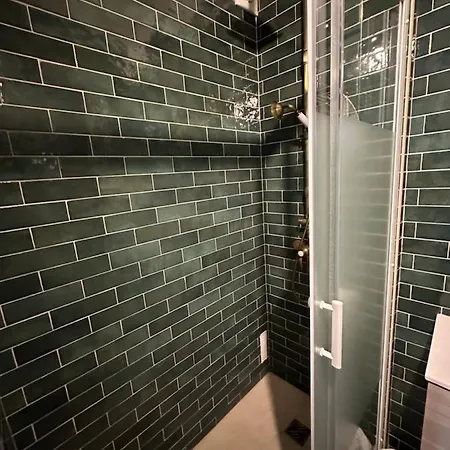 16e Passy Tour Eiffel Apartment *