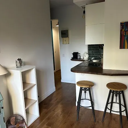 16e Passy Tour Eiffel París