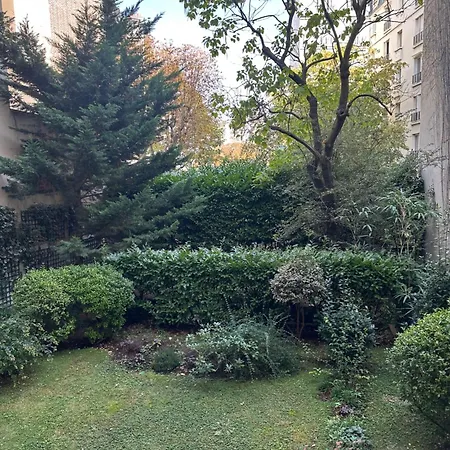 Apartment 16 Passy Paris