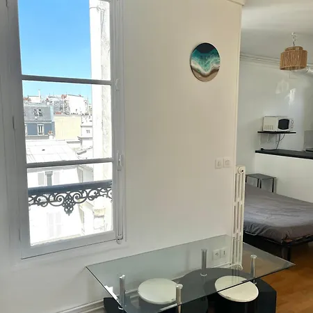 Appartement Paris 16E Passy Tour Eiffel