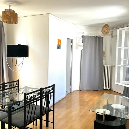 16e Passy Tour Eiffel * París