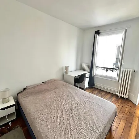 16e Passy Tour Eiffel *