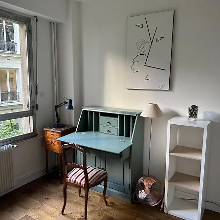 16e Passy Tour Eiffel