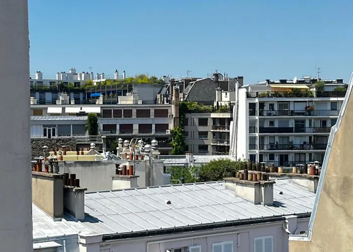 16e Passy Tour Eiffel